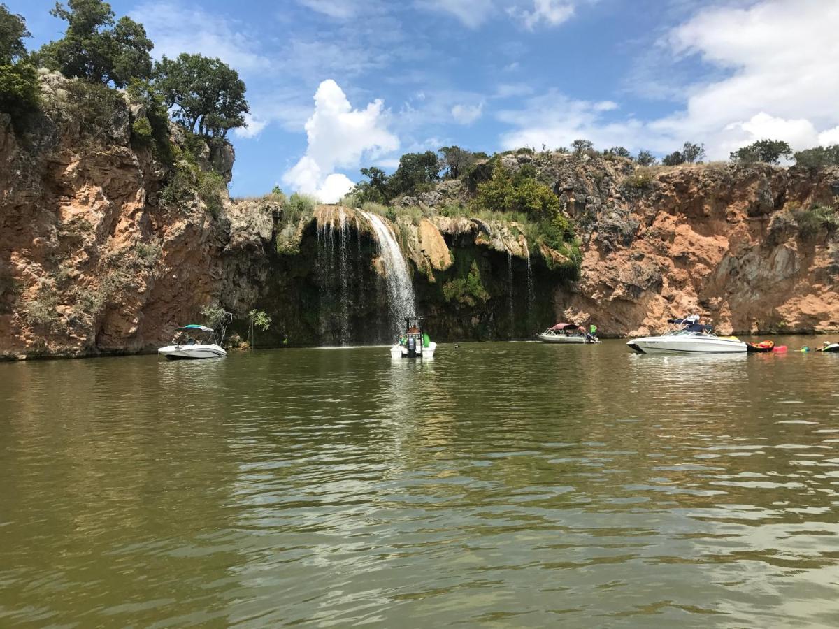 Oasis Lake Buchanan Bluffton Dış mekan fotoğraf